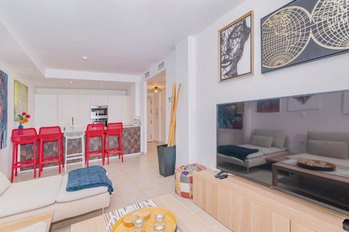 Image No.17-2 Bed Property for sale