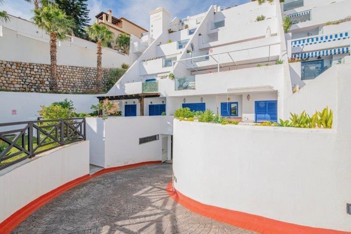 Image No.34-2 Bed Property for sale