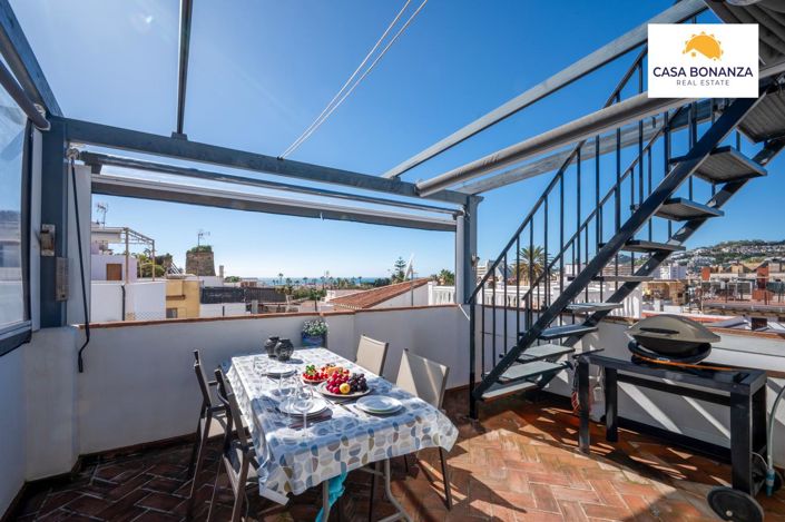 Image No.4-3 Bed Property for sale