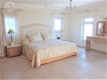 id5b9f7101-0000-0500-0000-000011f6616c