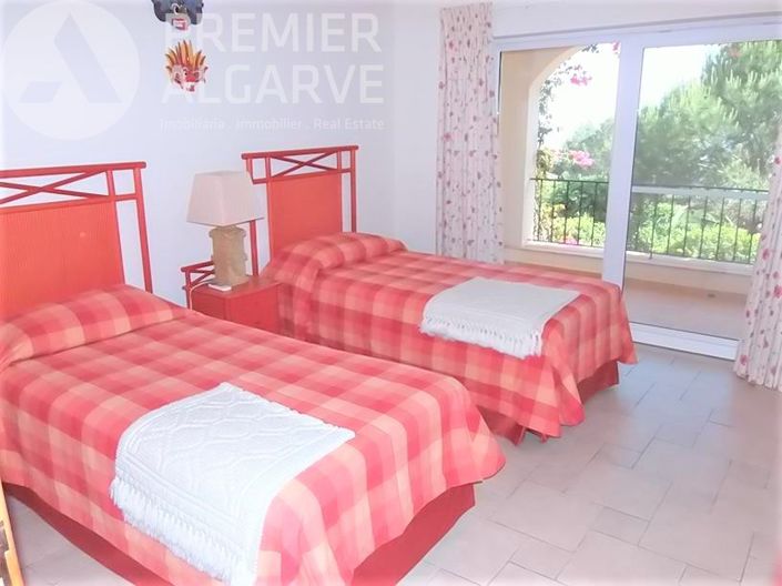 Image No.17-4 Bed Villa for sale