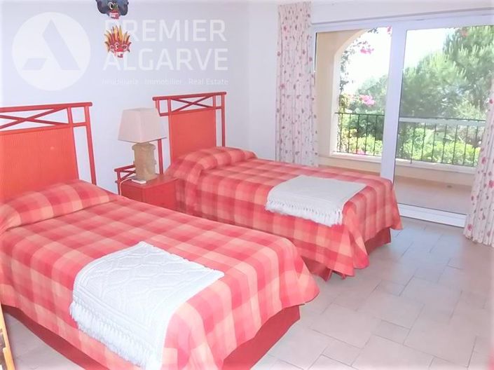 Image No.17-4 Bed Villa for sale