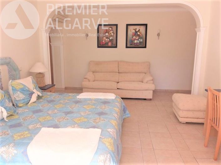 Image No.18-4 Bed Villa for sale