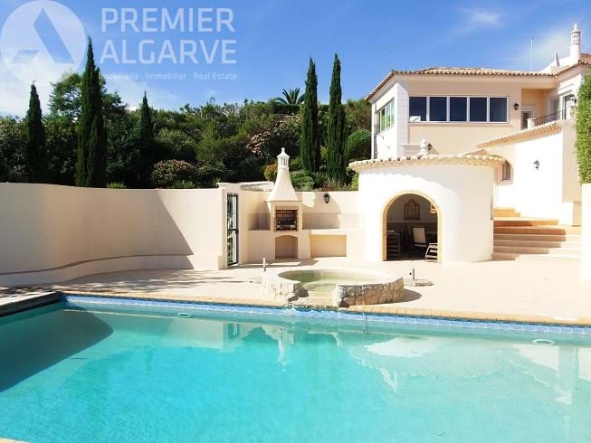 Image No.3-4 Bed Villa for sale