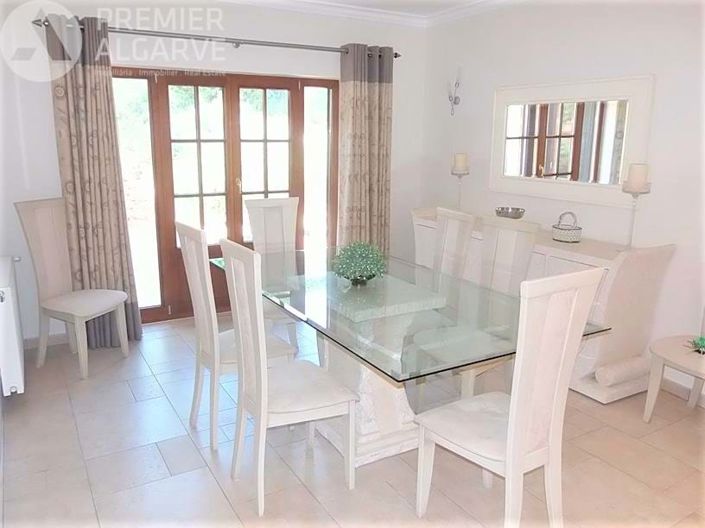 Image No.8-4 Bed Villa for sale