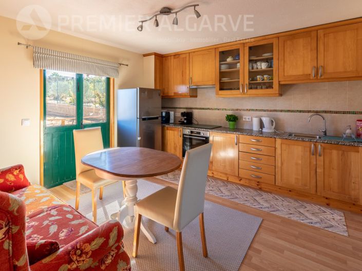 Image No.69-6 Bed House for sale