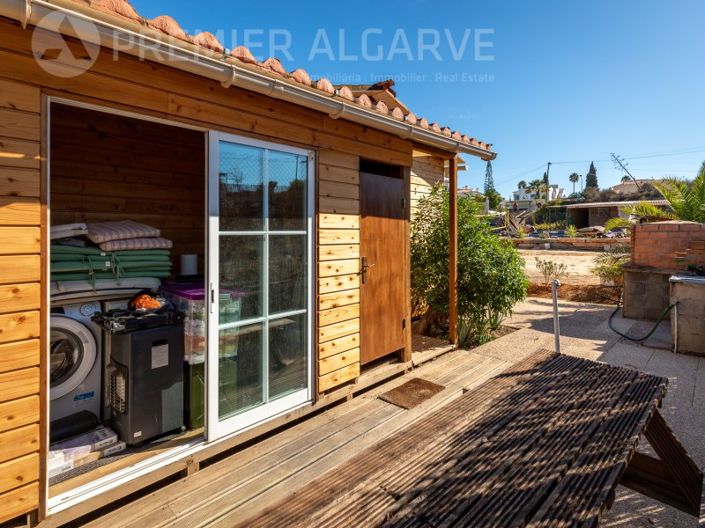 Image No.71-6 Bed House for sale