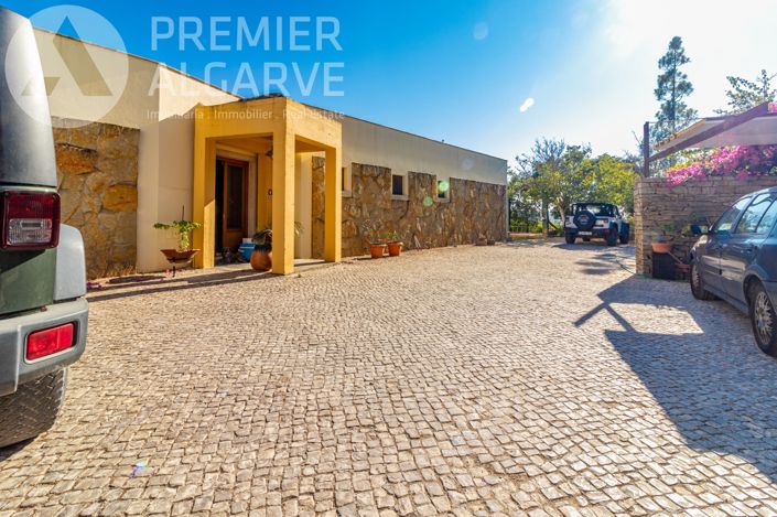 Image No.30-5 Bed Villa for sale
