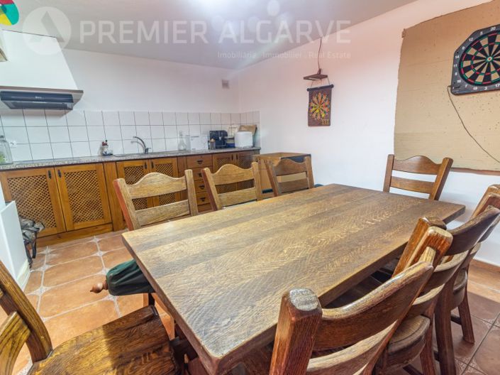 Image No.21-3 Bed House for sale