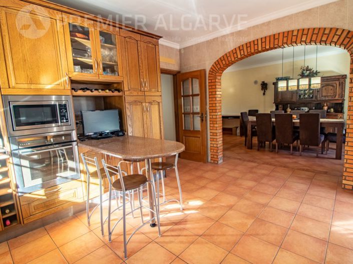 Image No.7-3 Bed House for sale