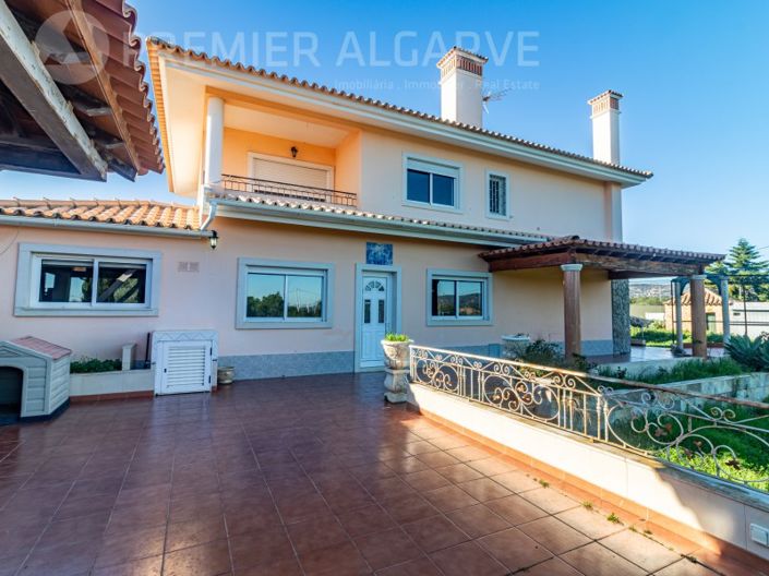 Image No.11-4 Bed House for sale