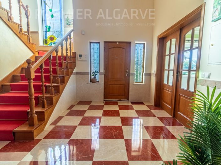 Image No.5-4 Bed House for sale