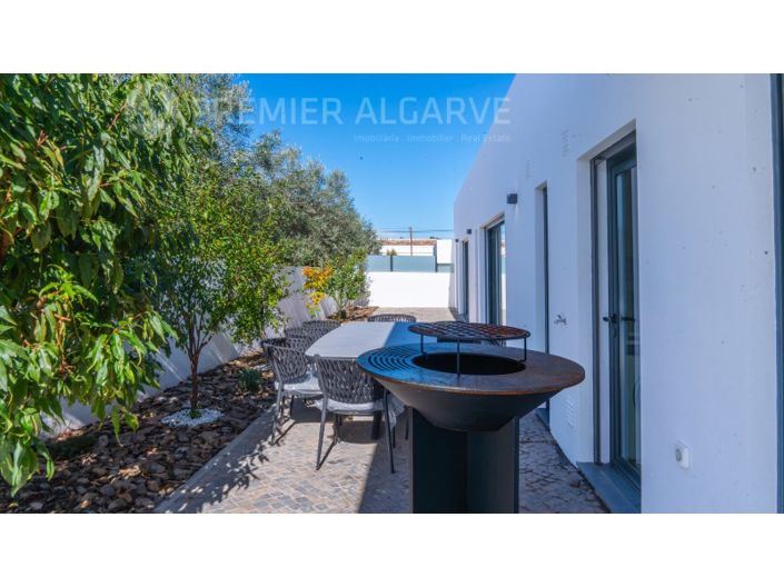 Image No.59-4 Bed House for sale