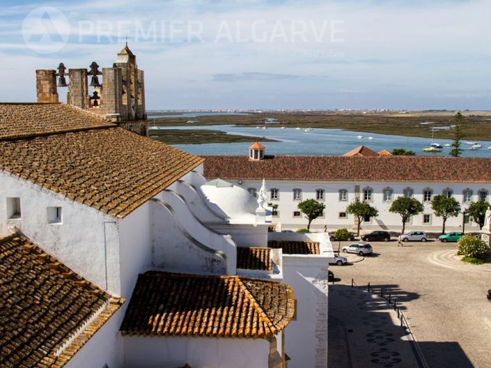 Image No.10-3 Bed House for sale