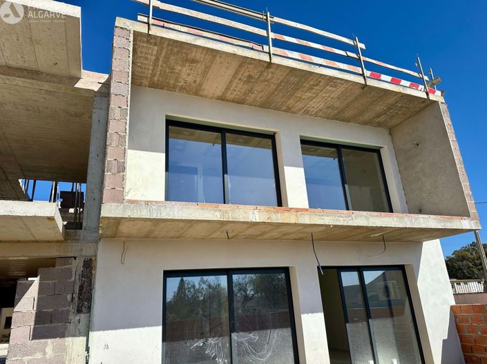 Image No.10-4 Bed Villa for sale