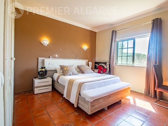 Image No.22-3 Bed House for sale