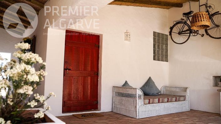 Image No.17-6 Bed Villa for sale