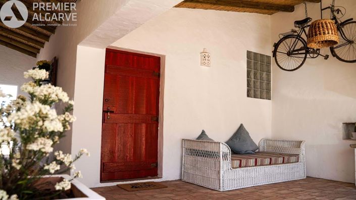 Image No.17-6 Bed Villa for sale