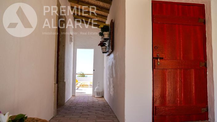 Image No.19-6 Bed Villa for sale