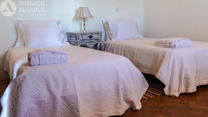 Image No.28-6 Bed Villa for sale