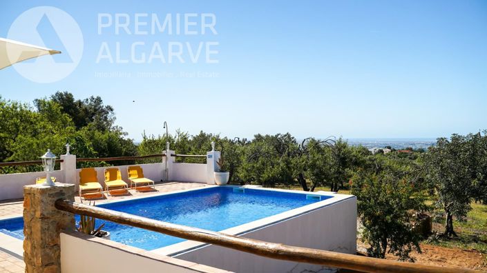 Image No.3-6 Bed Villa for sale