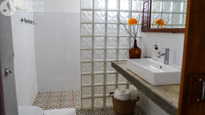Image No.36-6 Bed Villa for sale