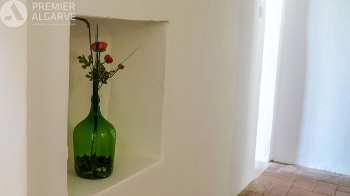 Image No.40-6 Bed Villa for sale