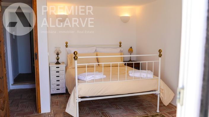 Image No.41-6 Bed Villa for sale