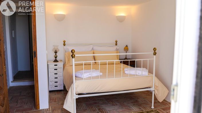 Image No.41-6 Bed Villa for sale
