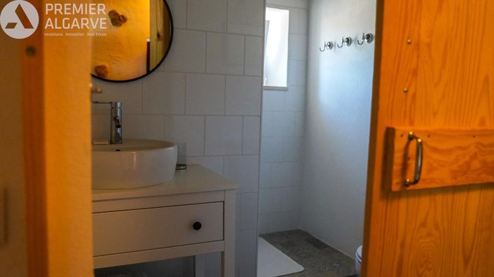 Image No.47-6 Bed Villa for sale