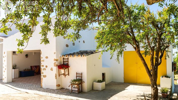 Image No.48-6 Bed Villa for sale