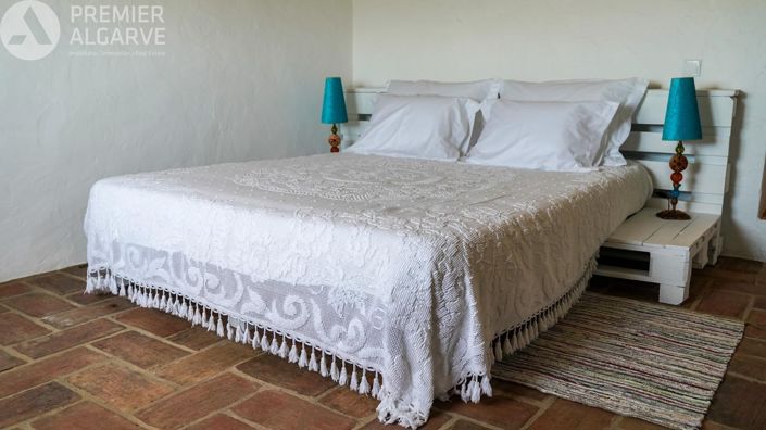 Image No.60-6 Bed Villa for sale