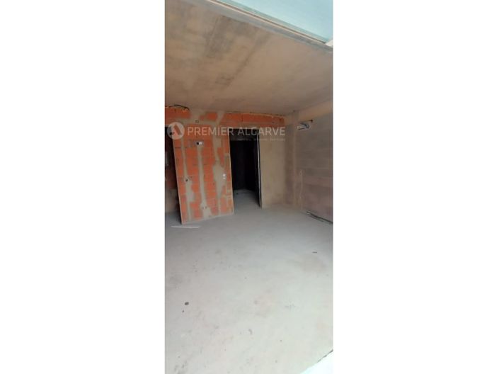 Image No.13-3 Bed House for sale