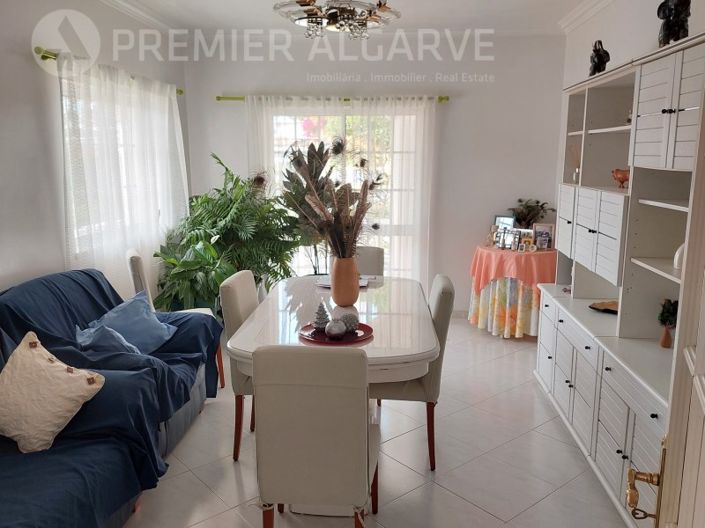 Image No.15-5 Bed House for sale