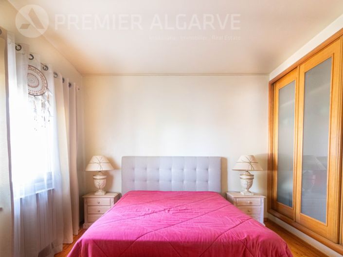 Image No.11-4 Bed House for sale