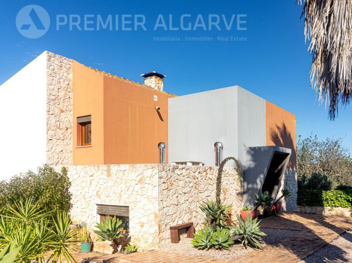 Image No.4-4 Bed House for sale