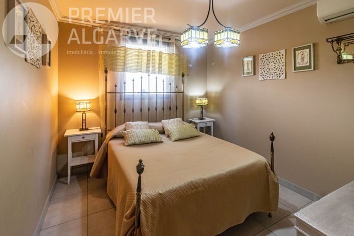 Image No.21-6 Bed Villa for sale
