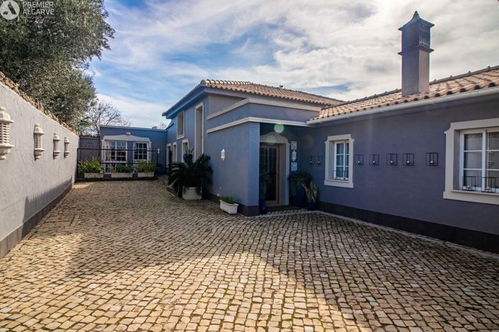 Image No.3-6 Bed Villa for sale