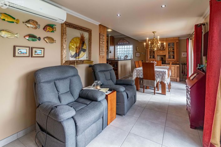 Image No.8-6 Bed Villa for sale