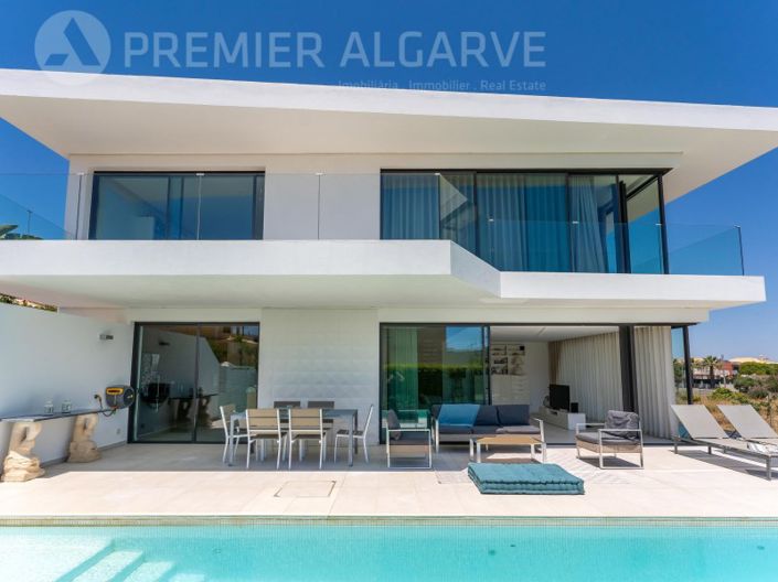 Image No.32-4 Bed House for sale