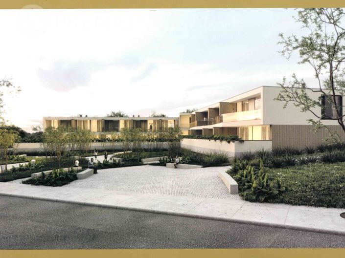 Image No.3-4 Bed House for sale