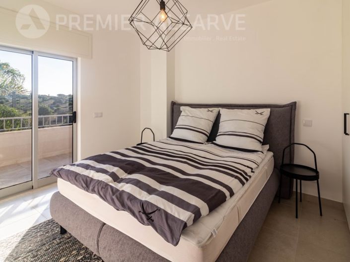 Image No.25-5 Bed House for sale