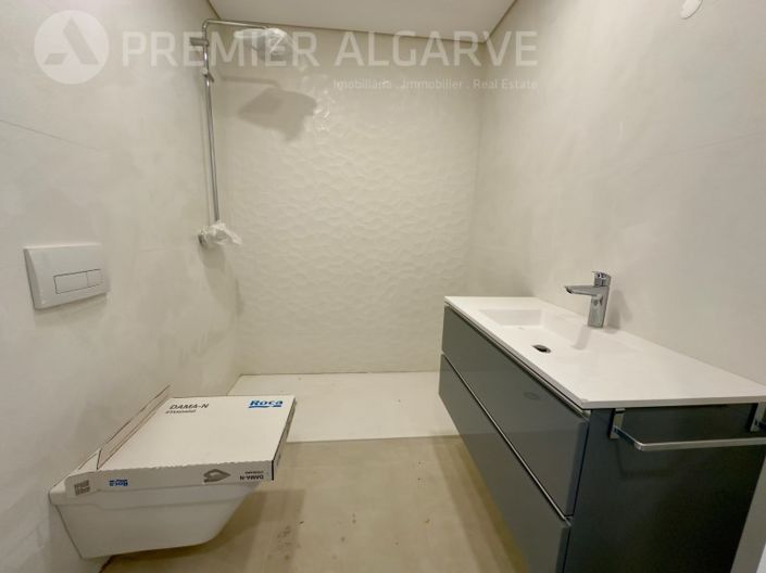 Image No.3-4 Bed Apartment for sale