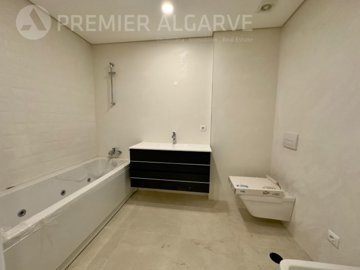 idc2185701-0000-0500-0000-000013fdc977