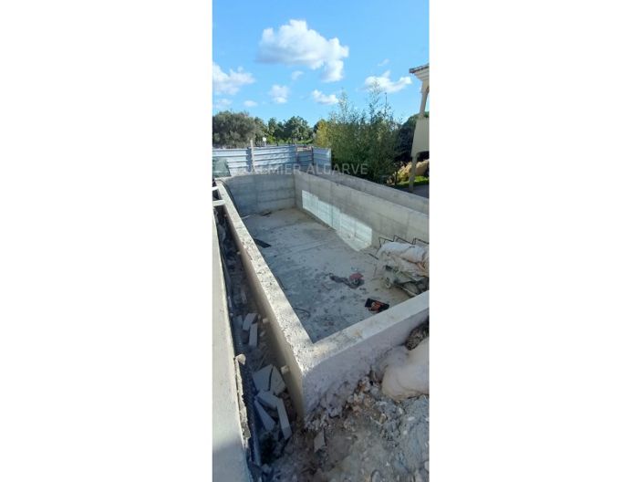 Image No.10-4 Bed House for sale