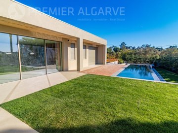 id40e68501-0000-0500-0000-0000171b1bf9