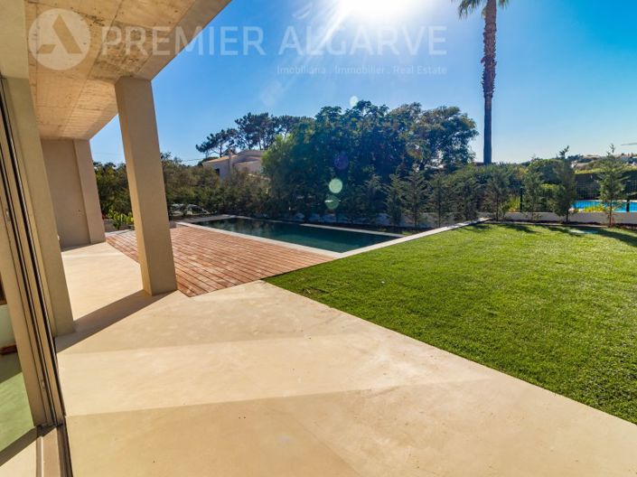 Image No.23-4 Bed House for sale