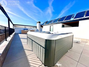 5149-796122-17fc7a1fea6ce452b55b8d392d0a2ff41