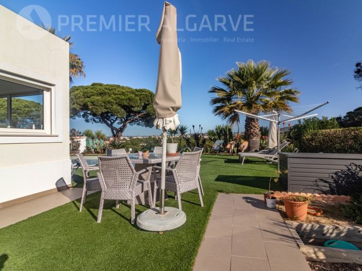 Image No.14-3 Bed House for sale