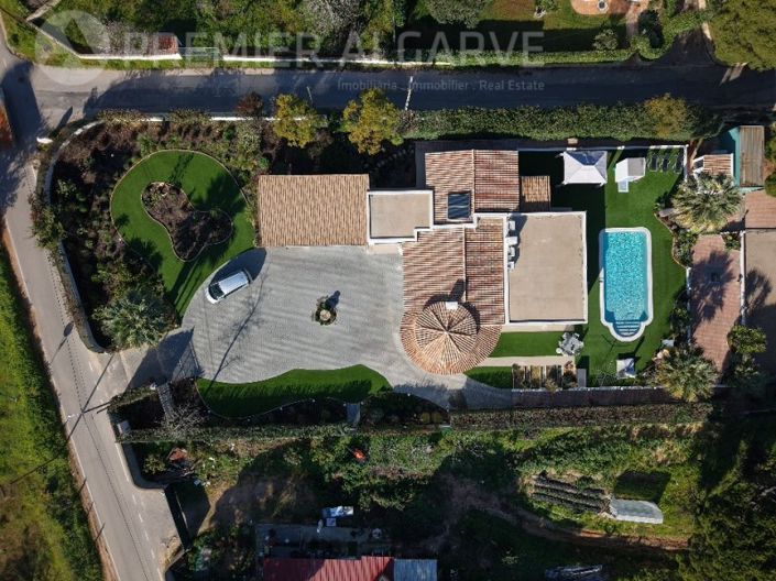 Image No.6-3 Bed House for sale